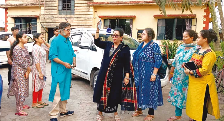 হোমে মেয়েদের খোঁজখবর নিতে পরিদর্শনে রাজ্য মহিলা কমিশন