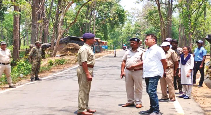 জিনাত ও রাজার দৌলতে শিকার উৎসবে স্বস্তি বাঁকুড়া বনদপ্তরের