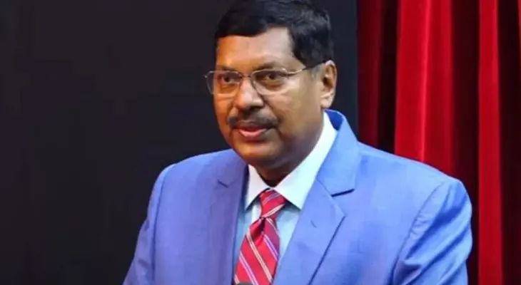 প্রধান বিচারপতি পদে শপথ বি আর গাভাইয়ের