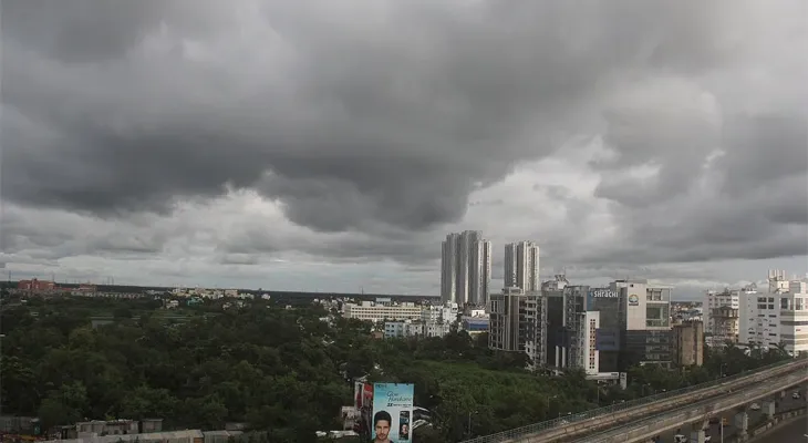 আজ, বৃহস্পতিবার কখন ঝড়-বৃষ্টি হতে পারে? যা জানাল হাওয়া অফিস..