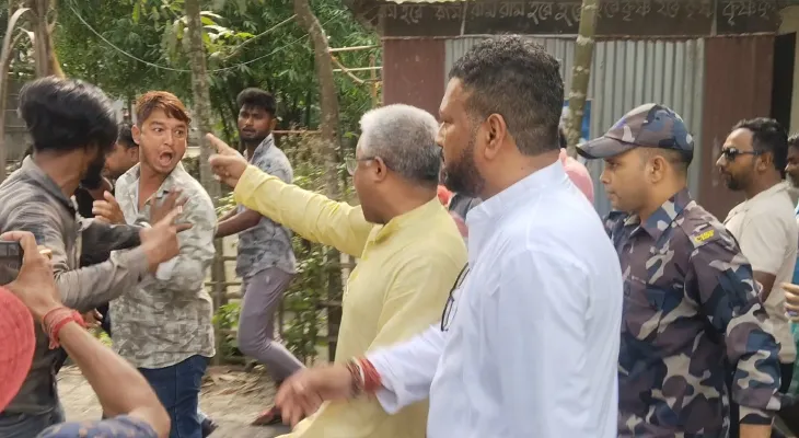 উকিলের বাড়ি যাওয়ার পথে গ্রামবাসীর তাড়া, পালালেন সাত বিজেপি বিধায়ক