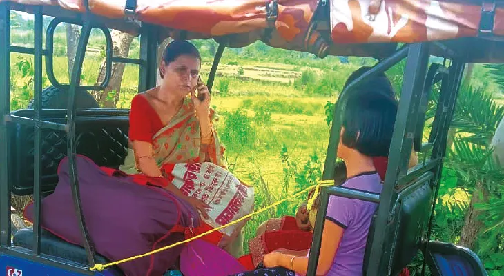 তালডাংরায় এলোপাথাড়ি ভোজালি চালিয়ে টোটো যাত্রী মহিলার সোনার হার ছিনতাই, ঘটনায় চাঞ্চল্য