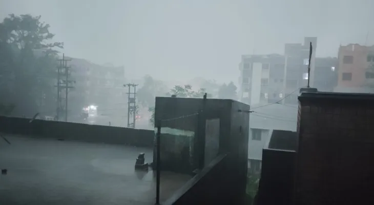 শনিবার আসানসোল শিল্পাঞ্চলজুড়ে প্রবল ঝড়-বৃষ্টি