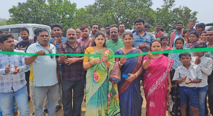দিলালপুর, নুনবইয়ে ২৫ লক্ষে পাকা রাস্তা