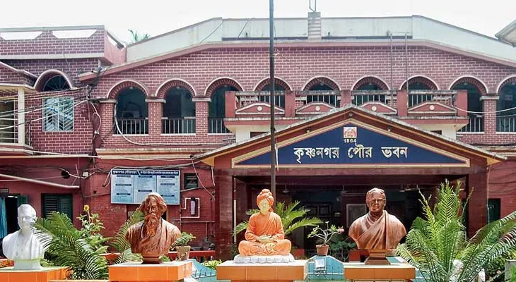 চাপেই কি নতি স্বীকার? অবশেষে বাজেট বাতিলের সিদ্ধান্ত পুরসভার
