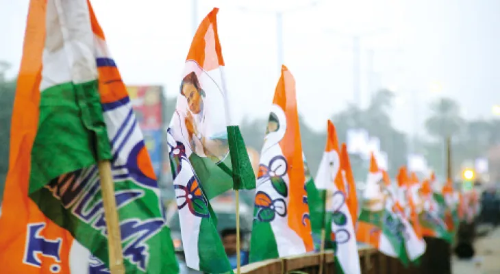 মহিলা, যুব, আইএনটিইউসি- তিনটি শাখায় জেলা ভিত্তিক রদবদল করল তৃণমূল