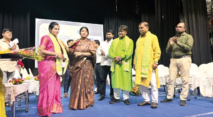 কর্মী কম থাকলেও আমরা মানুষকে পরিষেবা দিতে বদ্ধপরিকর: বেচারাম