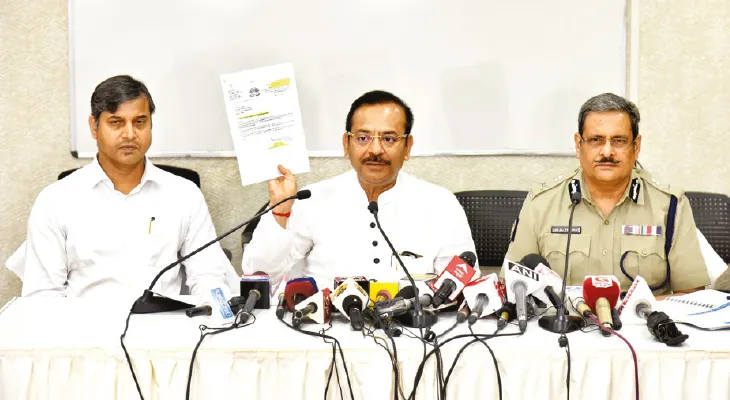 আইপিএল ফাইনাল সরানো রাজনৈতিক ষড়যন্ত্র, কেন্দ্রকে তোপ ক্রীড়ামন্ত্রী অরূপ বিশ্বাসের