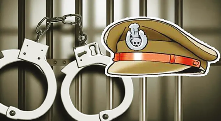 ১৬টি ‘ভাড়ার অ্যাকাউন্টে’ লেনদেন বাগুইআটিতে সিভিক ভলান্টিয়ার সহ ধৃত ৫