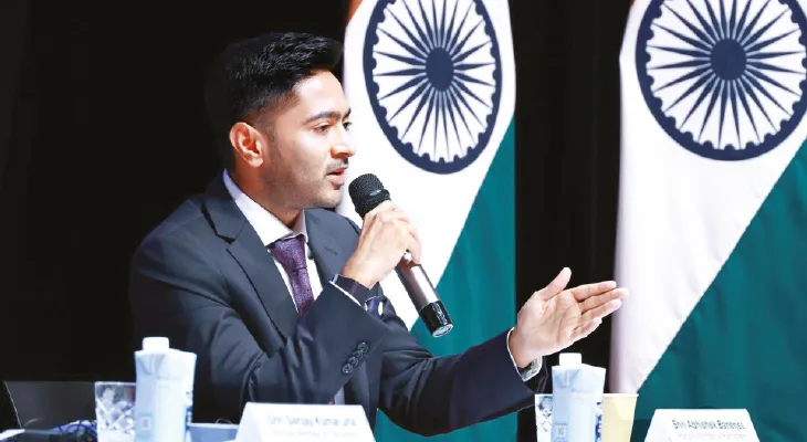 সন্ত্রাসবাদ ‘পাগলা কুকুর’ আর পাকিস্তান তার ‘বন্য প্রশিক্ষক’, টোকিওয় তোপ অভিষেকের