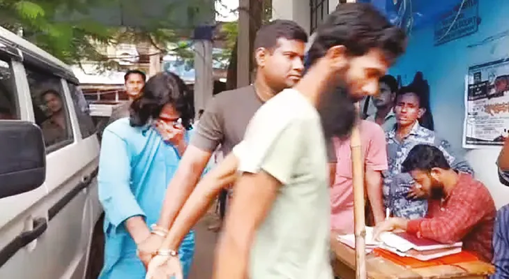 পাকিস্তান ও বাংলাদেশের নাগরিকদের সঙ্গে নিয়মিত কথা বলত জঙ্গি আব্বাস