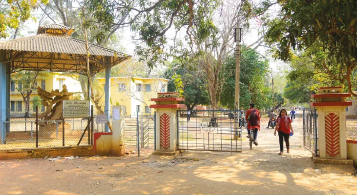 বিশ্বভারতীর নাম ভাঙিয়ে উপার্জনের দিন শেষ, নিতে হবে আগাম অনুমতি