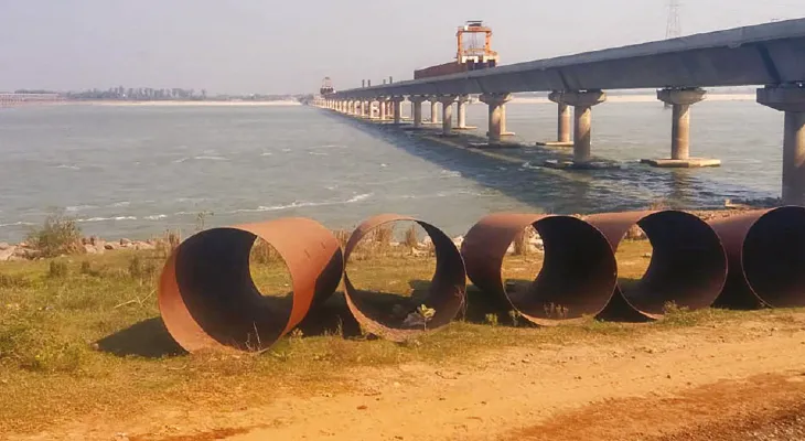 পুজোর আগেই ৪ লেনের নয়া সেতু চালুর সম্ভাবনা ফরাক্কায়