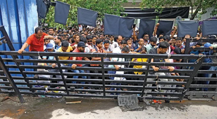 শিক্ষকসুলভ আচরণ? সে আবার কী?