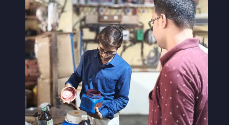 প্যাকিং লাইসেন্স ছাড়াই ব্যবসা, ময়নাগুড়িতে জোড়া আইসক্রিম ফ্যাক্টরি বন্ধ করল উপভোক্তা বিষয়ক দপ্তর