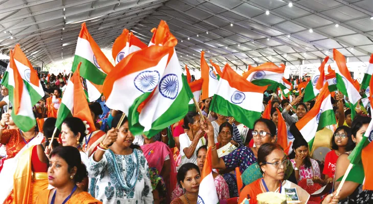 অসমের ধুবড়ি, কোকরাঝাড় থেকে সভায় একাধিক বাস