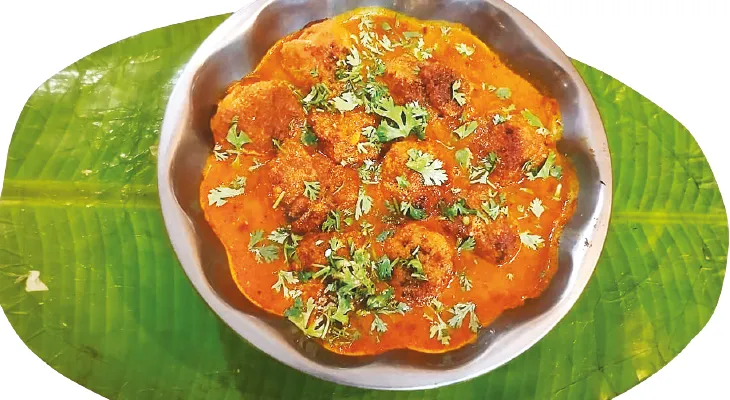 ঝালে-ঝোলে
