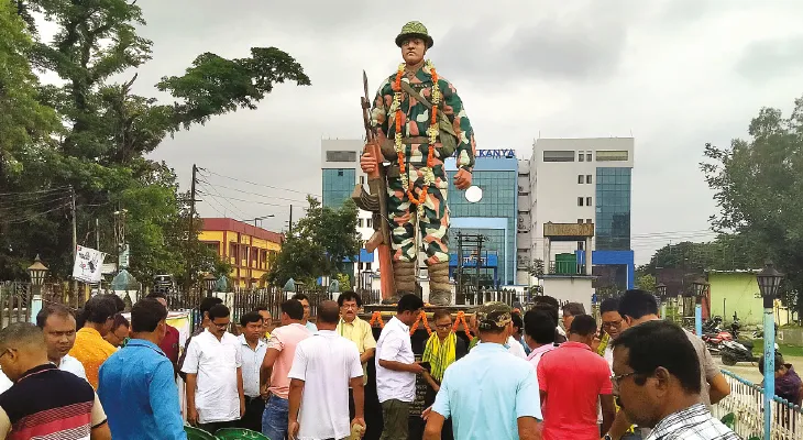 শহিদ বিপুল রায়ের মূর্তিতে ফুল দেননি মোদি, পদ্ম শিবিরের সমালোচনায় রাজবংশী সমাজ