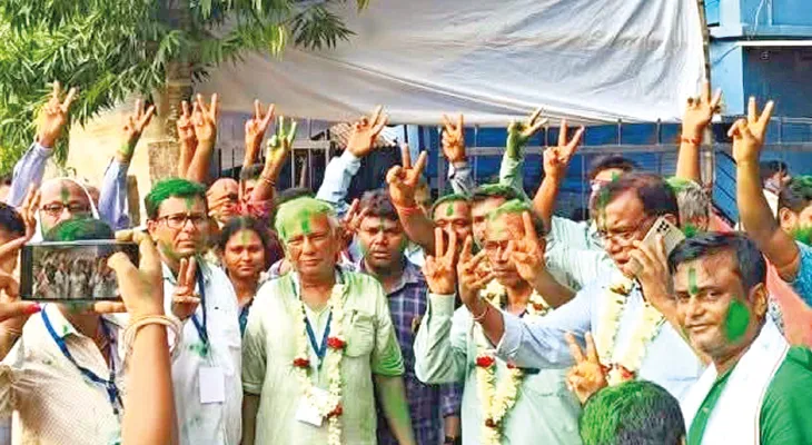 খড়্গপুরের চককেশী সমবায়ে বিপুল জয় তৃণমূল কংগ্রেসের