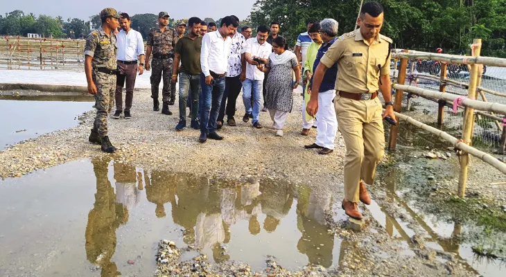 প্যারেড গ্রাউন্ডের সংস্কার এখনও হয়নি, দেখলেন ডিএম, এসপি