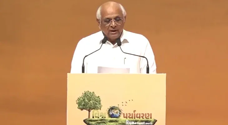 বিশ্ব পরিবেশ দিবস উপলক্ষ্যে গান্ধীনগরে বক্তব্য রাখছেন গুজরাতের মুখ্যমন্ত্রী ভূপেন্দ্র প্যাটেল