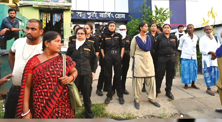 যুবকের মৃত্যুতে চিকিৎসায় গাফিলতির অভিযোগ, বর্ধমানের নবাবহাটে নার্সিংহোমে বিক্ষোভ