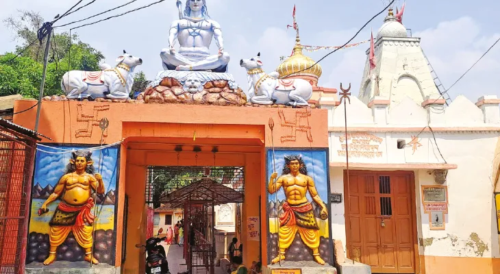 শিব-পার্বতীর বিয়ে না হলে সাতপাকে বাধা বক্রেশ্বর গ্রামের যুবক-যুবতীদের