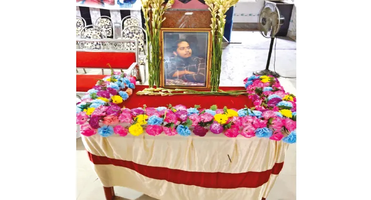 কৃতী পড়ুয়াদের সংবর্ধনা চ্যাংরাবান্ধার ‘সৃজন’-এর