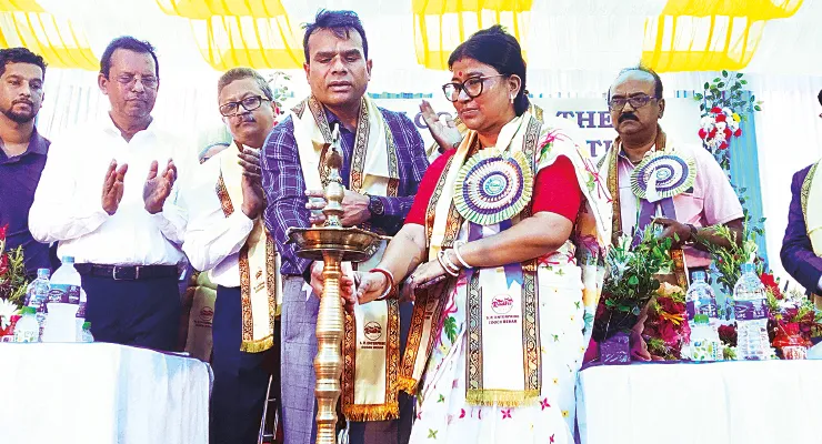 চকচকা শিল্পতালুকে পথচলা শুরু ডেয়ারি ফার্মের