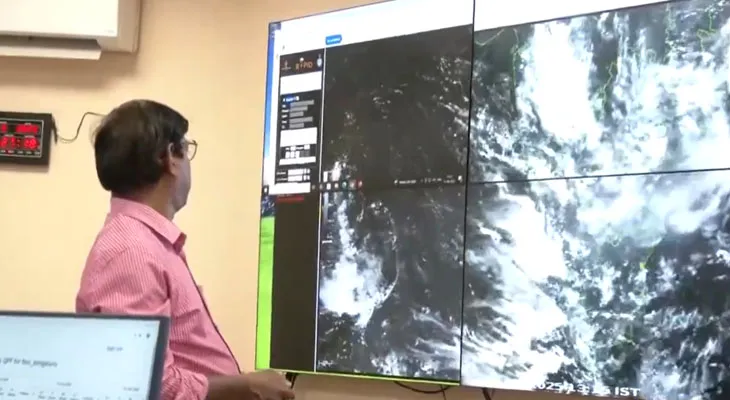 বেঙ্গালুরুতে আজ এবং আগামীকাল প্রবল বৃষ্টির সম্ভাবনা, জানাল হাওয়া অফিস
