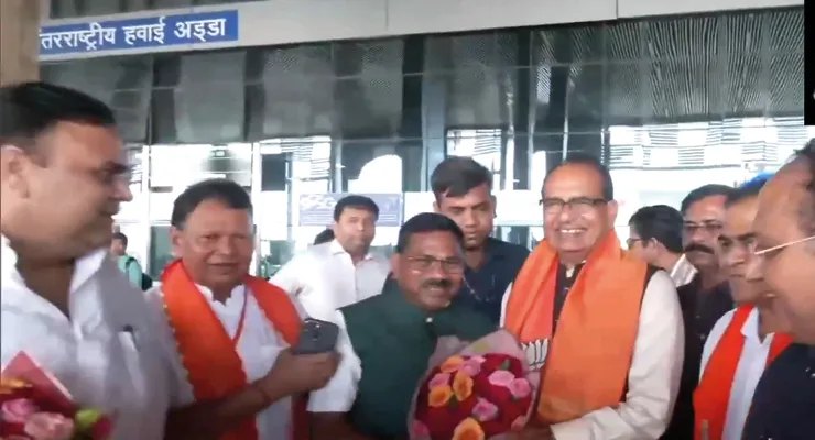 গুজরাতের সুরাতে পৌঁছলেন কেন্দ্রীয় কৃষিমন্ত্রী শিবরাজ সিং চৌহান