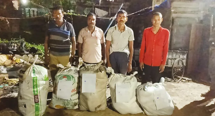 লিলুয়া ও বীরশিবপুরে উদ্ধার ২২২ কেজি গাঁজা, গ্রেপ্তার ৬