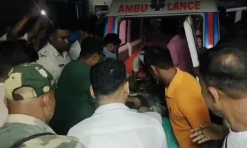 মুর্শিদাবাদের সামশেরগঞ্জে সহকর্মীর গুলিতে জখম বিএসএফের এক জওয়ান