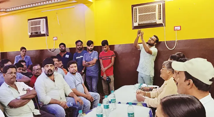 অবৈধ এলাকায় বসেই বেআইনি নির্মাণ নিয়ে হুঁশিয়ারি বিধায়কের
