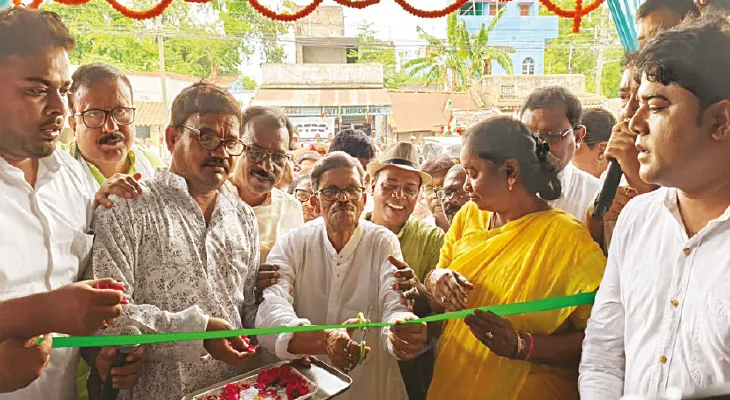 পুরুলিয়ায় সভাপতি বদল হলেই পার্টি অফিস বদলানোর রেওয়াজ অব্যাহত