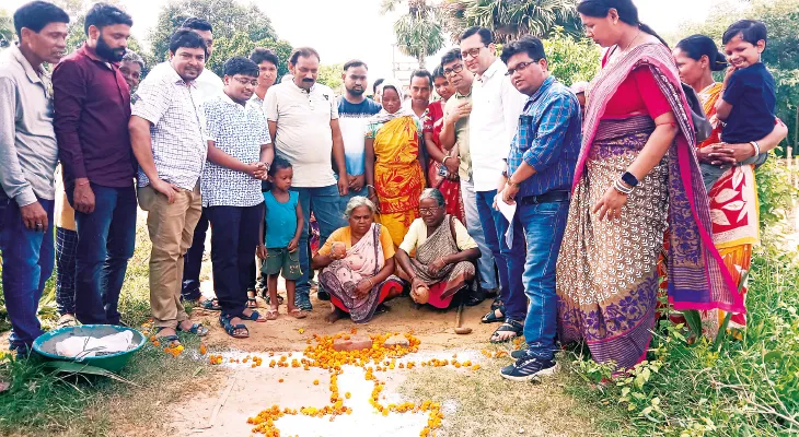 আদিবাসী গ্রামে পাকা রাস্তার শিলান্যাস করলেন বিধায়ক