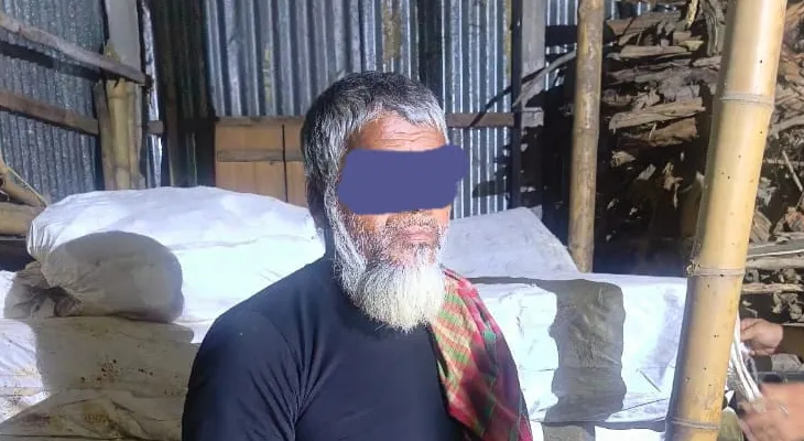 সিতাই থানা এলাকায় একটি বাড়ি থেকে বেআইনি কাফ সিরাপ উদ্ধার, গ্রেপ্তার গৃহকর্তা
