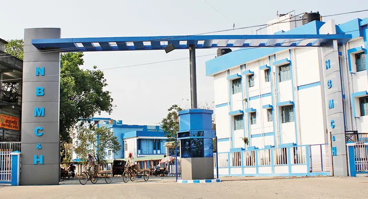 উত্তরবঙ্গ মেডিক্যাল: ঝাঁ চকচকে সুপার স্পেশালিটি ব্লকেও মেলে না পরিষেবা, নাজেহাল রোগীরা