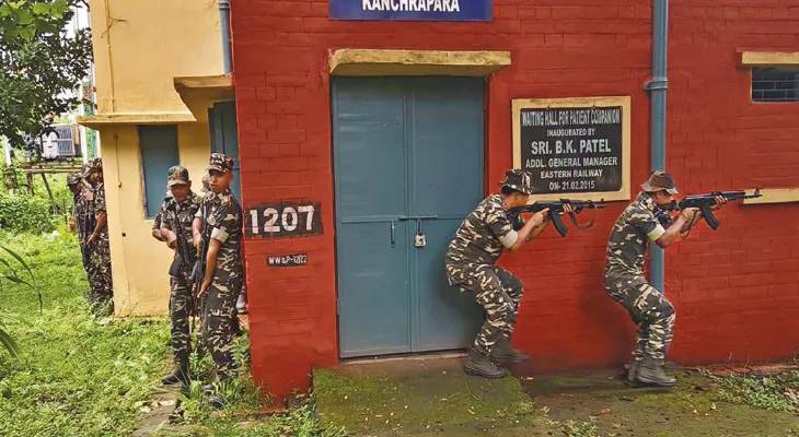 কাঁচরাপাড়া স্টেশন ও হাসপাতাল চত্বরে মক ড্রিল