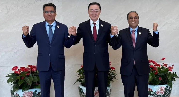 ইসলামাবাদ ও ঢাকার সঙ্গে বিদেশ মন্ত্রক স্তরে প্রথম বৈঠক বেজিংয়ের