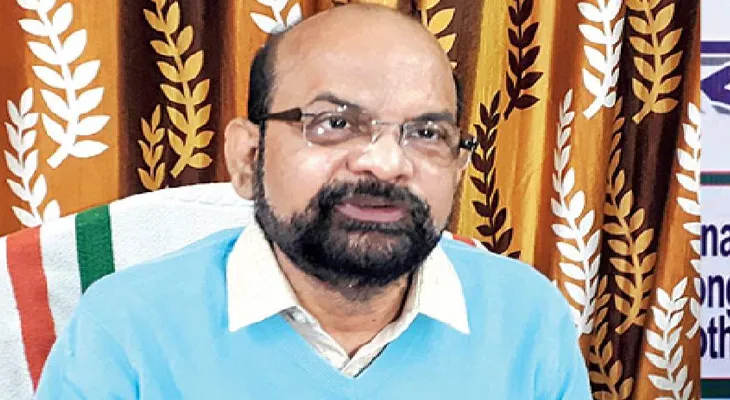 ইংলিশবাজার পুরসভার বিরুদ্ধে ‘কর বিক্ষোভ’, পাল্টা কৃষ্ণেন্দুর