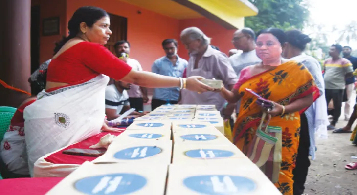 উত্তর ২৪ পরগনায় শুরু হল জগন্নাথ মন্দিরের প্রসাদ বিলি