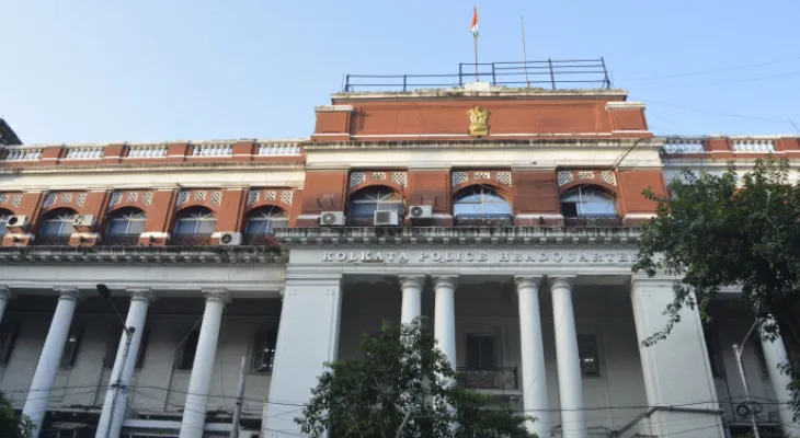 এসটিএফের বদলে সোশ্যাল মিডিয়ায় নজরদারি চালাবে সাইবার ক্রাইম ব্রাঞ্চ
