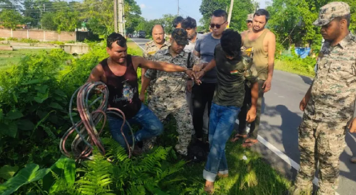 ময়নাগুড়ি এটিএম লুট: ৪ দুষ্কৃতীকে এনে পুনর্নির্মাণ পুলিসের