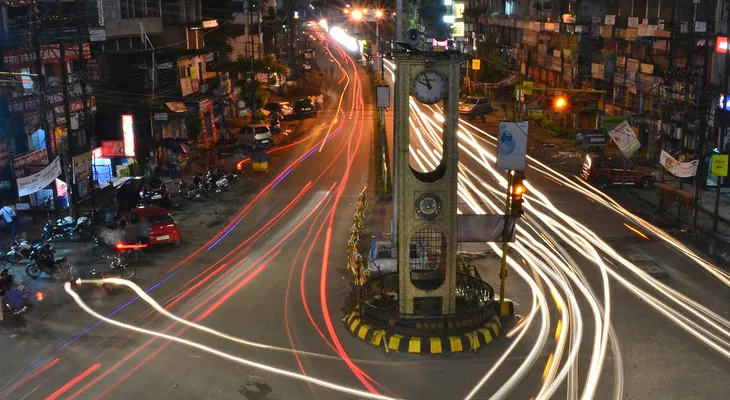 ৫ মিনিটে বর্ধমান রোড থেকে দুষ্কৃতীরা ঘোষপুকুরে, ছুটির দিনে শিলিগুড়িতে ট্রাফিকের নজরদারি নিয়ে প্রশ্ন