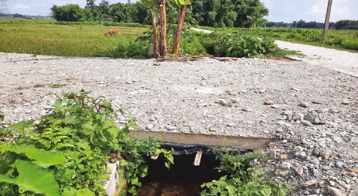 কৃষিনালার উপর অবৈধ নির্মাণ করে প্লটিংয়ের চেষ্টা, হাতিঘিষায় এলাকা পরিদর্শন করে ব্যবস্থার আশ্বাস