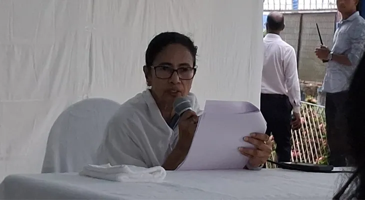 এখন দেশ চালাচ্ছে অমিত শাহ: মুখ্যমন্ত্রী