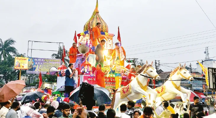 রথযাত্রার আনন্দে মাতোয়ারা হলদিয়ার চকদ্বীপা পূর্বপল্লি