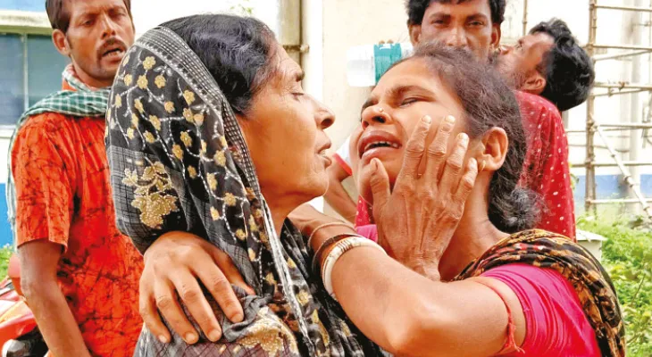 বাড়িতে ঢুকে ছাত্রীকে কুপিয়ে খুন, গলায় দড়ি দিয়ে আত্মঘাতী প্রেমিকও