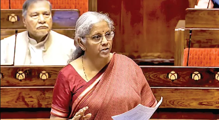 অর্থনীতি ধুঁকলেও পরামর্শ নেয় না সরকার